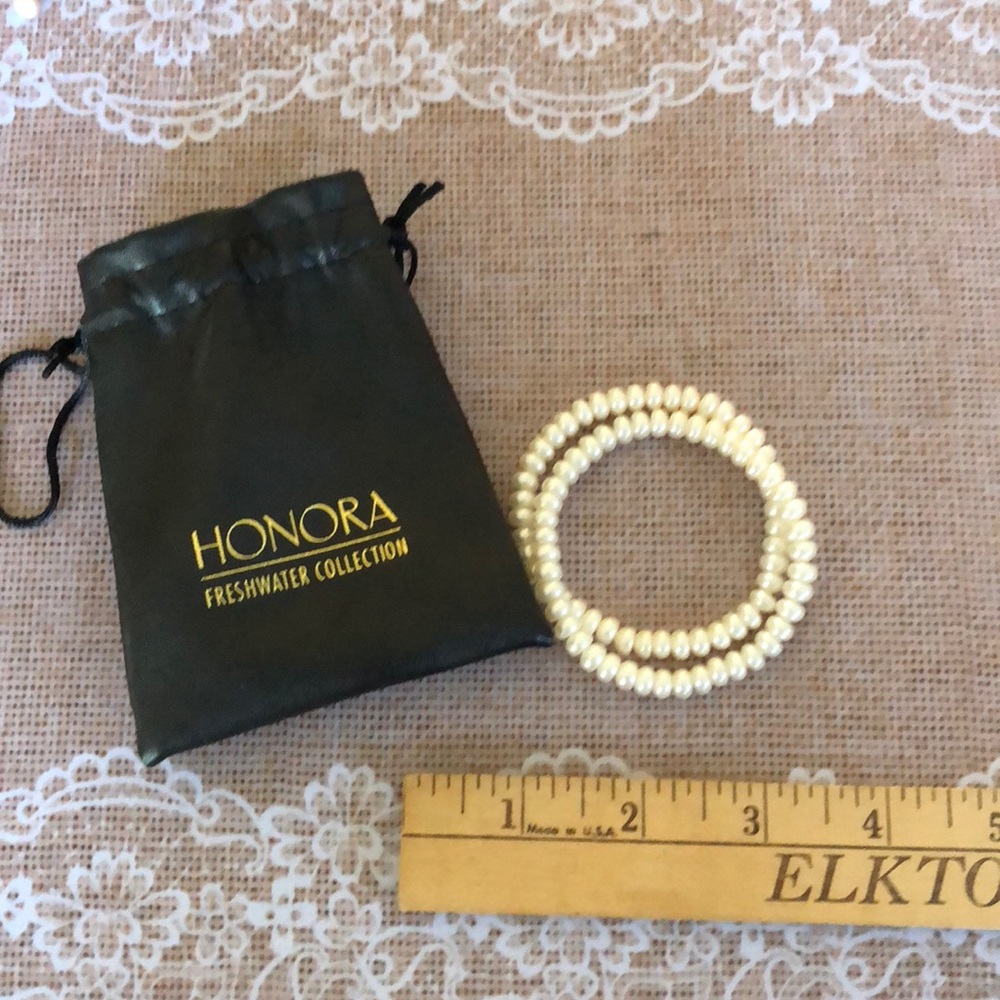 Honora Freshwater pearl stretch bracelets White